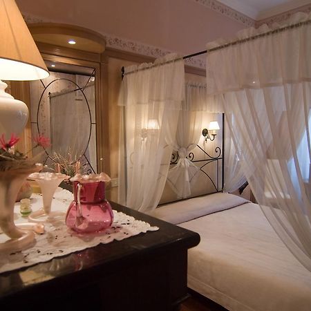 B&B Les Suites Ρώμη Δωμάτιο φωτογραφία